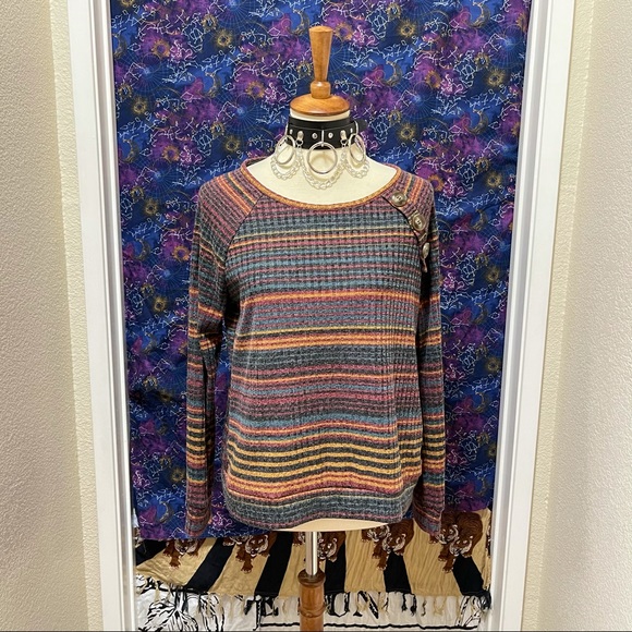 🌈 Lovely cozy striped top - Picture 2 of 11